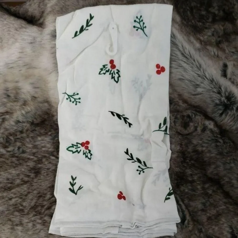 Holiday Time Have Yourself Merry Little Christmas flour tea towel‎ white